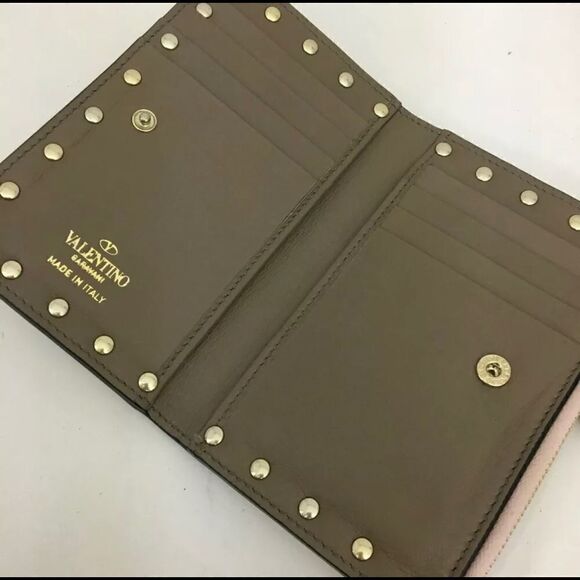 𝅺- Valentino garavani studed card purse holder - Picture 6 of 14